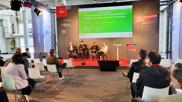 Hannover Messe Talk zu KI und Nachhaltigkeit