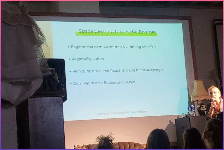 Space Crealing mit Melanie Lau